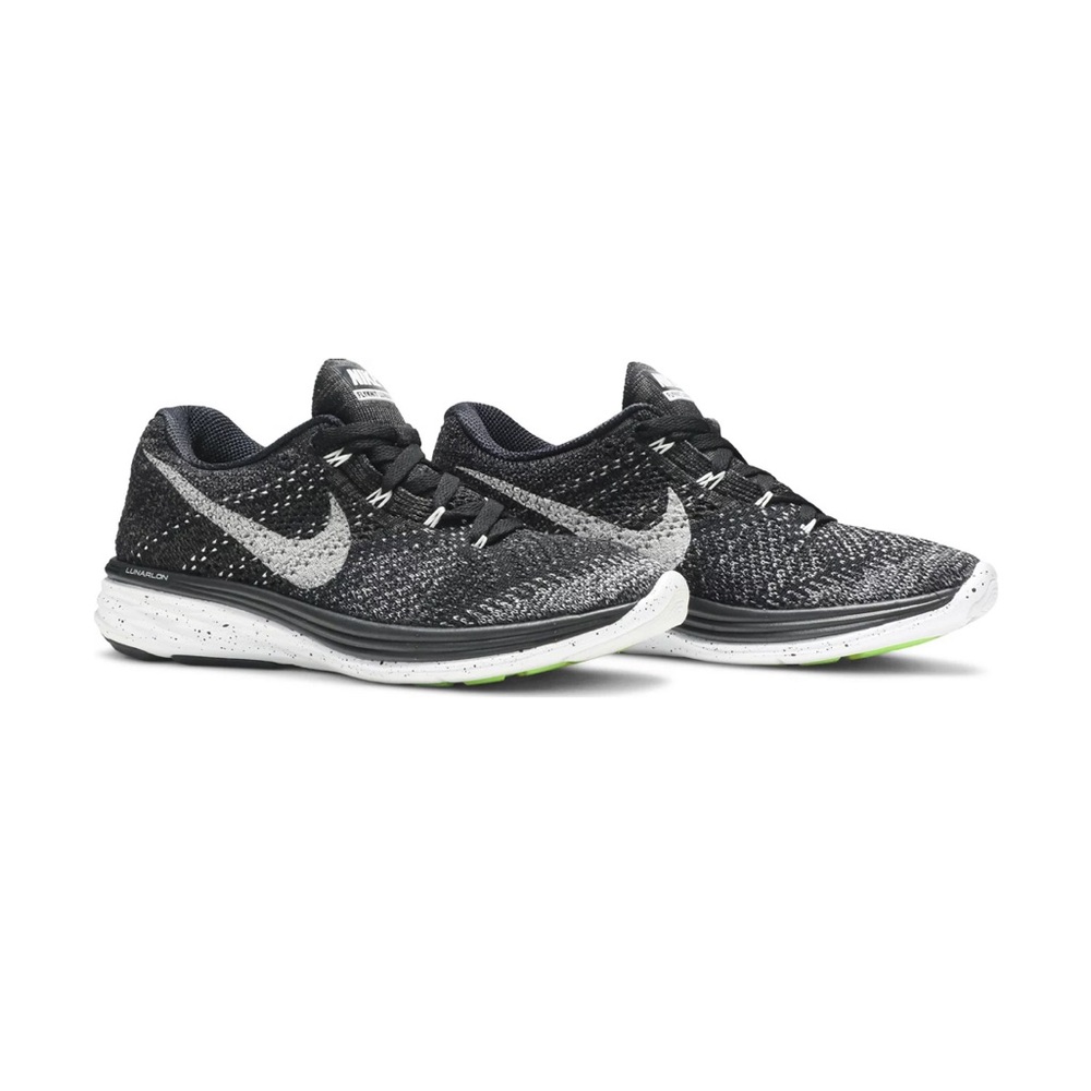 💥 4 for $25! 💥 Nike 👟 Lunar Flyknit in Oreo — Retails $148+!